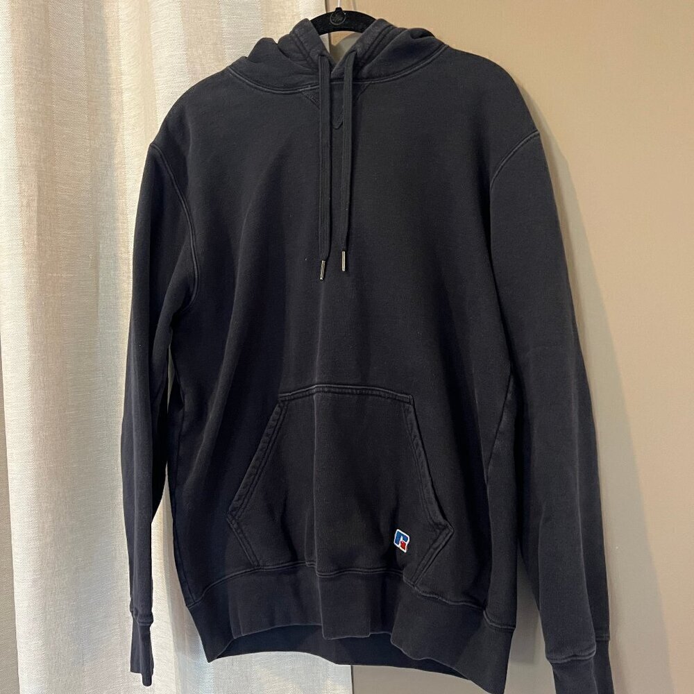 Men's Russell Athletic Hooded Black Classic Hoodie, Size Medium